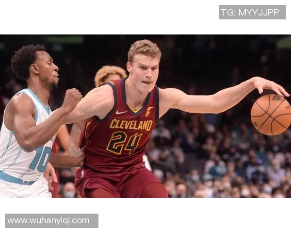 篮网对决骑士NBA直播精彩瞬间全程回顾与分析