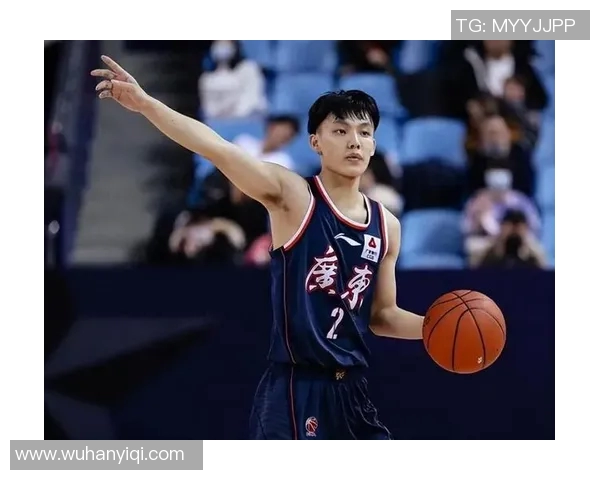 徐杰：从篮球新星到职业生涯的蜕变与成长之路