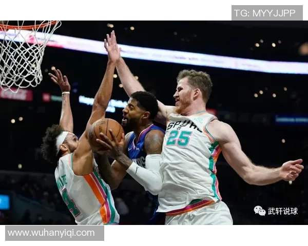 悉尼国王与快船精彩对决回放全程回顾与分析